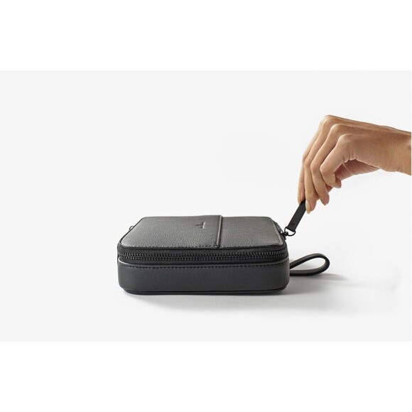 Von Holzhausen Watch Band Portfolio for Apple Zipper Case Leather Black - Picture 7 of 15